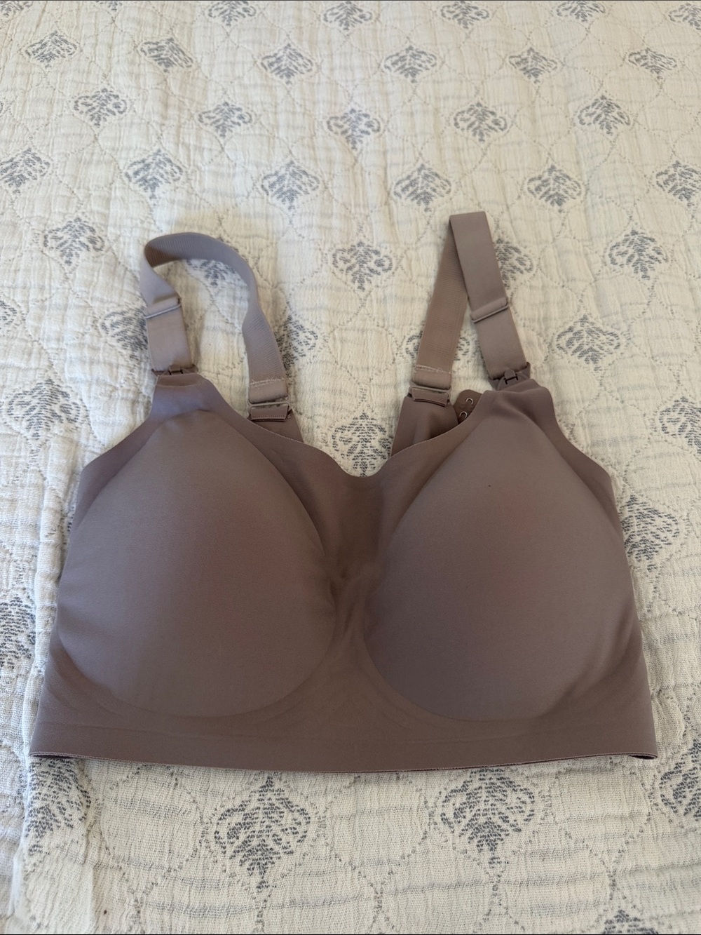 Comfort Seamless Wireless Nursing Bra in Taupe